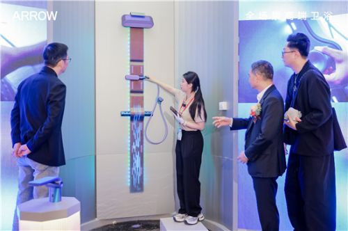 “瀑布”淋浴系统-2.jpg