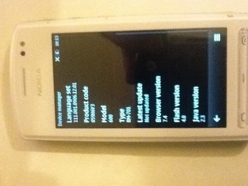 Belle系统配1GHz 诺基亚两款行货新机亮相